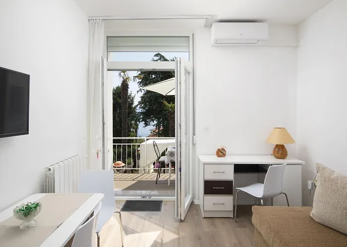 Nika With Sea View And Charming Garden Near Opatija * Ika