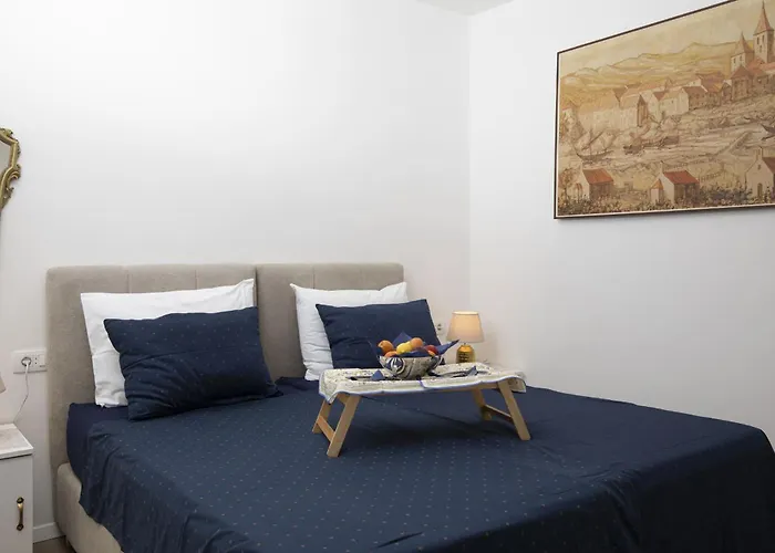 Nika With Sea View And Charming Garden Near Opatija Ika